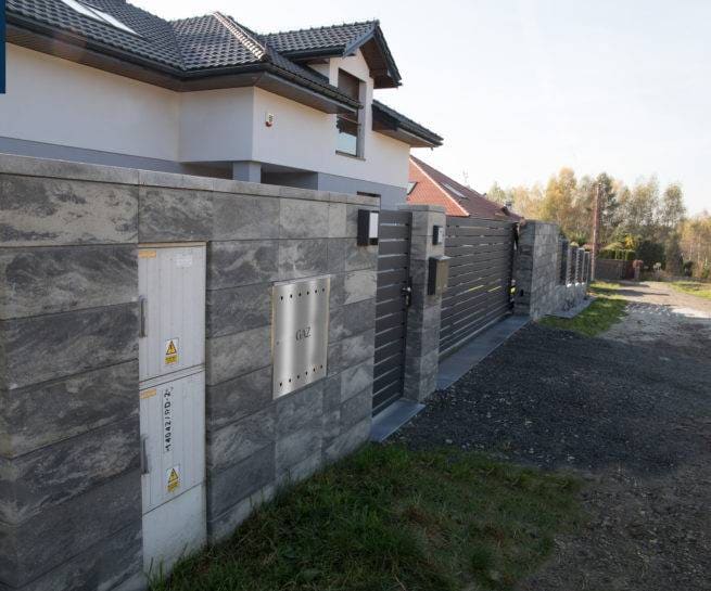 Ogrodzenia frontowe 50