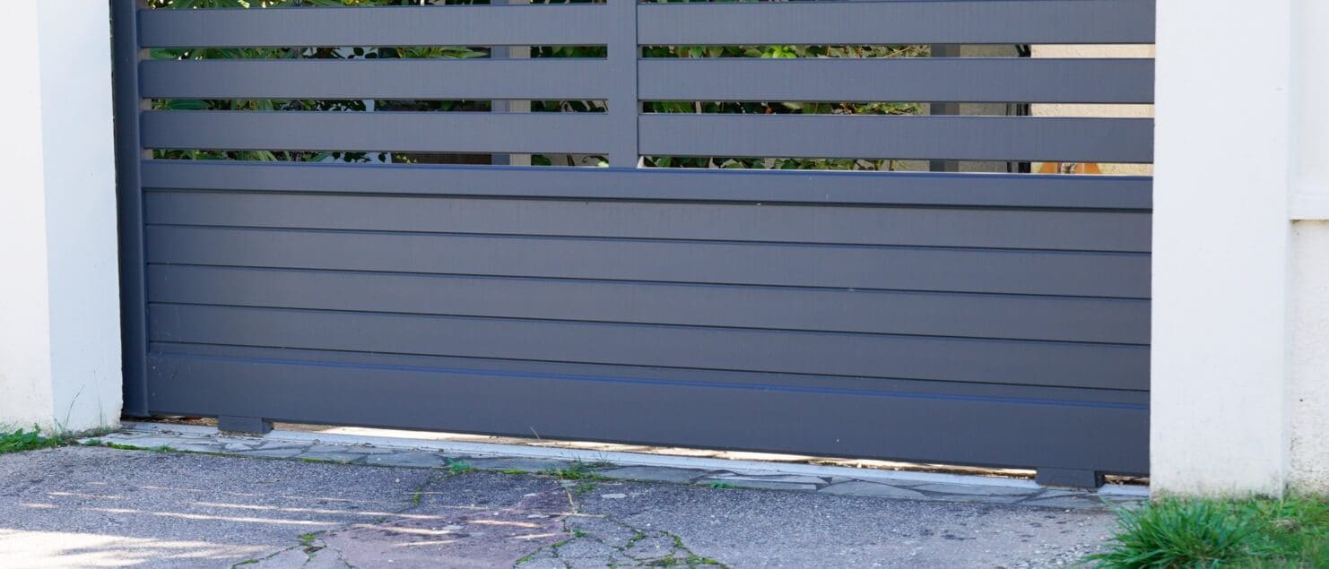 metalowa brama wjazdowa