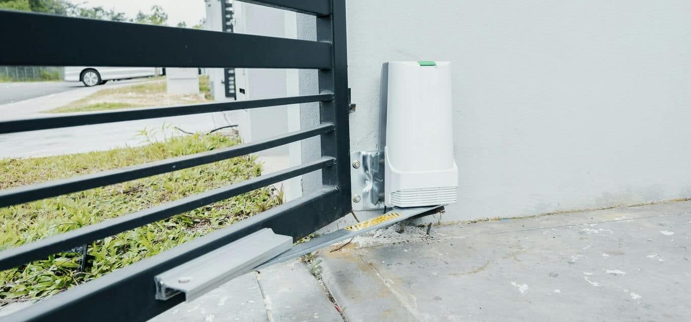 automatyczna brama skrzydłowa