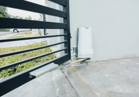 automatyczna brama skrzydłowa